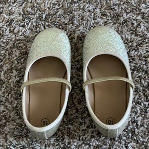 Gold dress shoes